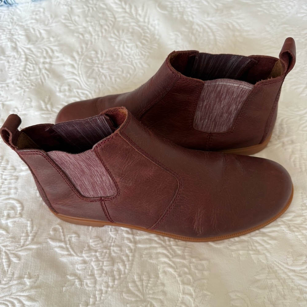 Kodiak Low-Rider Chelsea Burgundy Ankle Boots size 10 - Picture 4 of 11